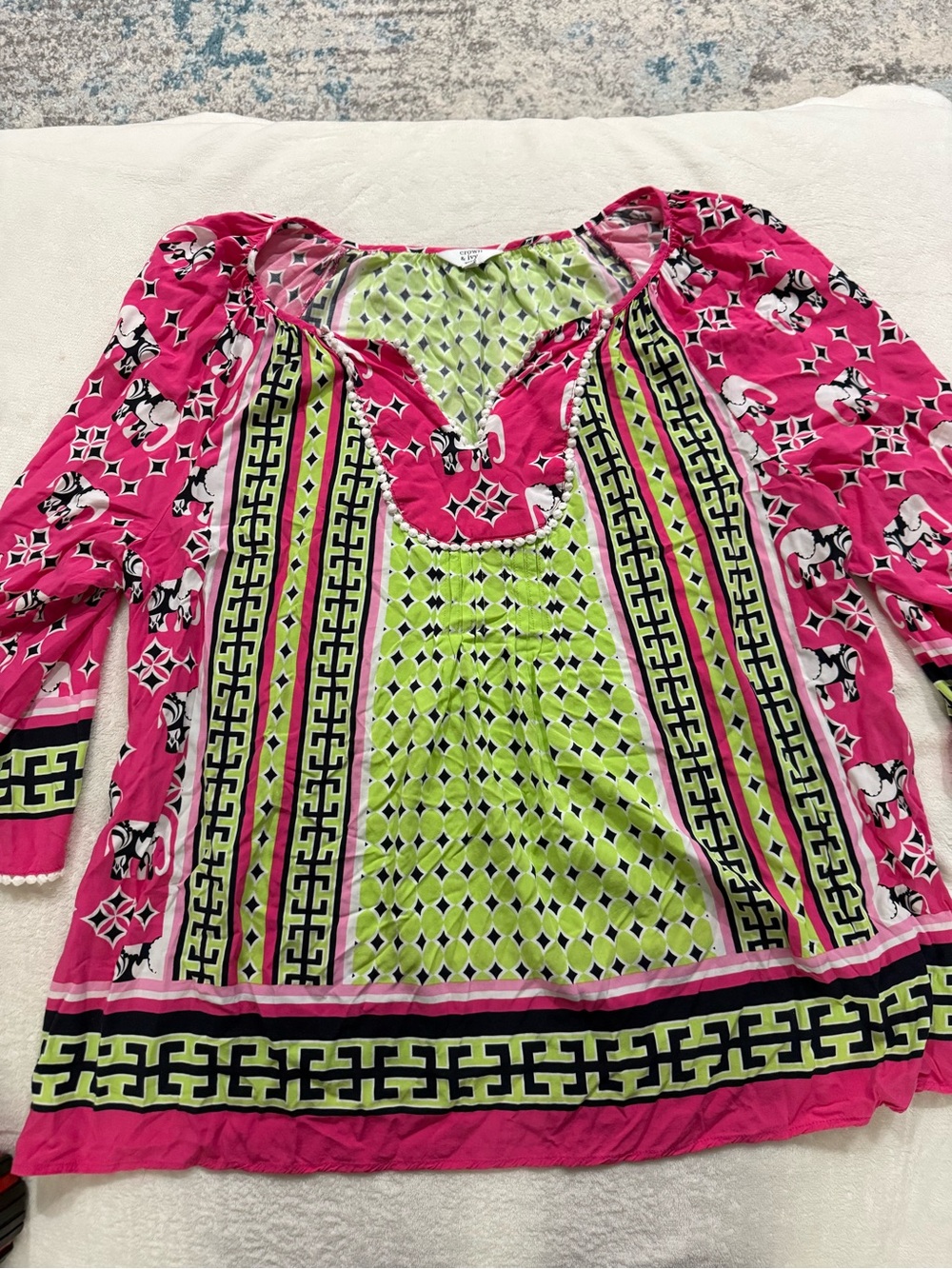 Crown & Ivy Green Relaxed Graphic Tunic  Blouse Women’s Plus Size 1X E04
